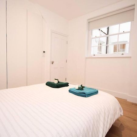 Lovely Flat In Baker Street Apartment Londra Exterior foto